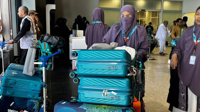 
 Kloter Perdana, 44 Jemaah Haji Khusus Tiba di Bandara Taif